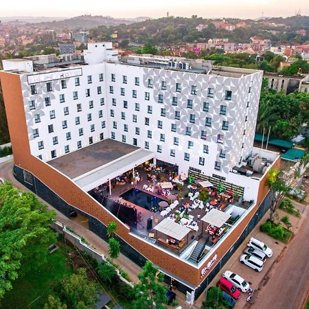 Onomo Hotel Кампала Экстерьер фото