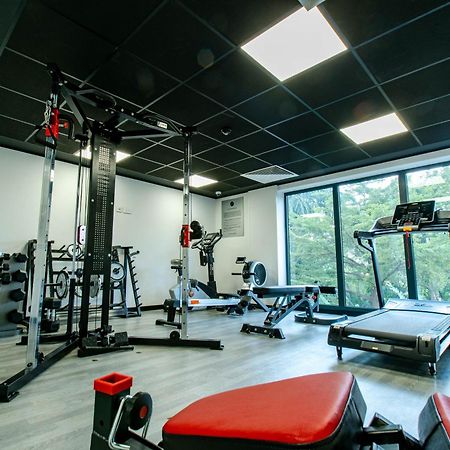 Onomo Hotel Кампала Экстерьер фото